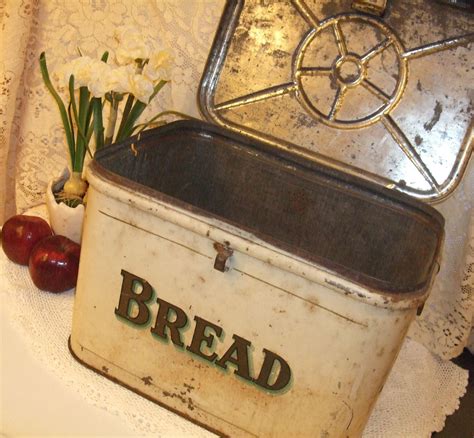 pomerantz metal bread box|Vintage Metal Bread Box for sale .